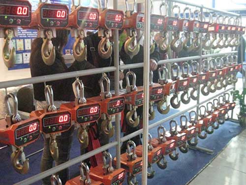 電子吊秤廠家直銷_電子吊稱廠家價格/技術參數及使用說明(圖1) 電子吊秤